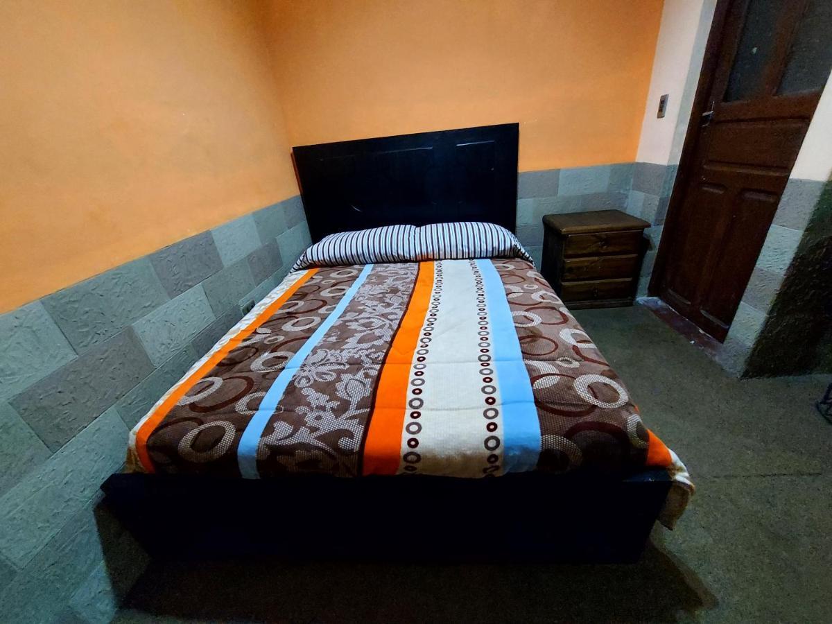 Naupa House Hostel Cochabamba Exteriör bild